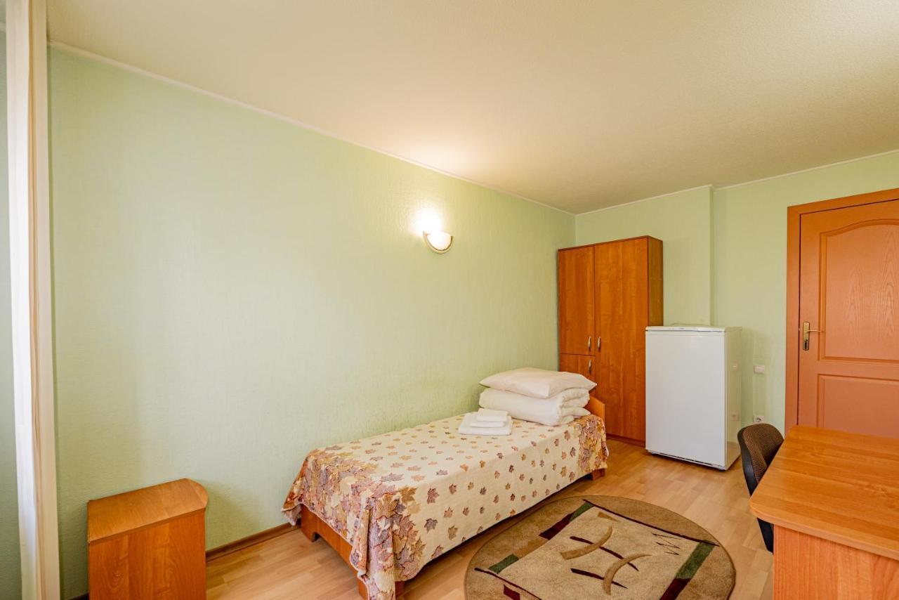 Elektromash Hotel Tiraspol Bagian luar foto