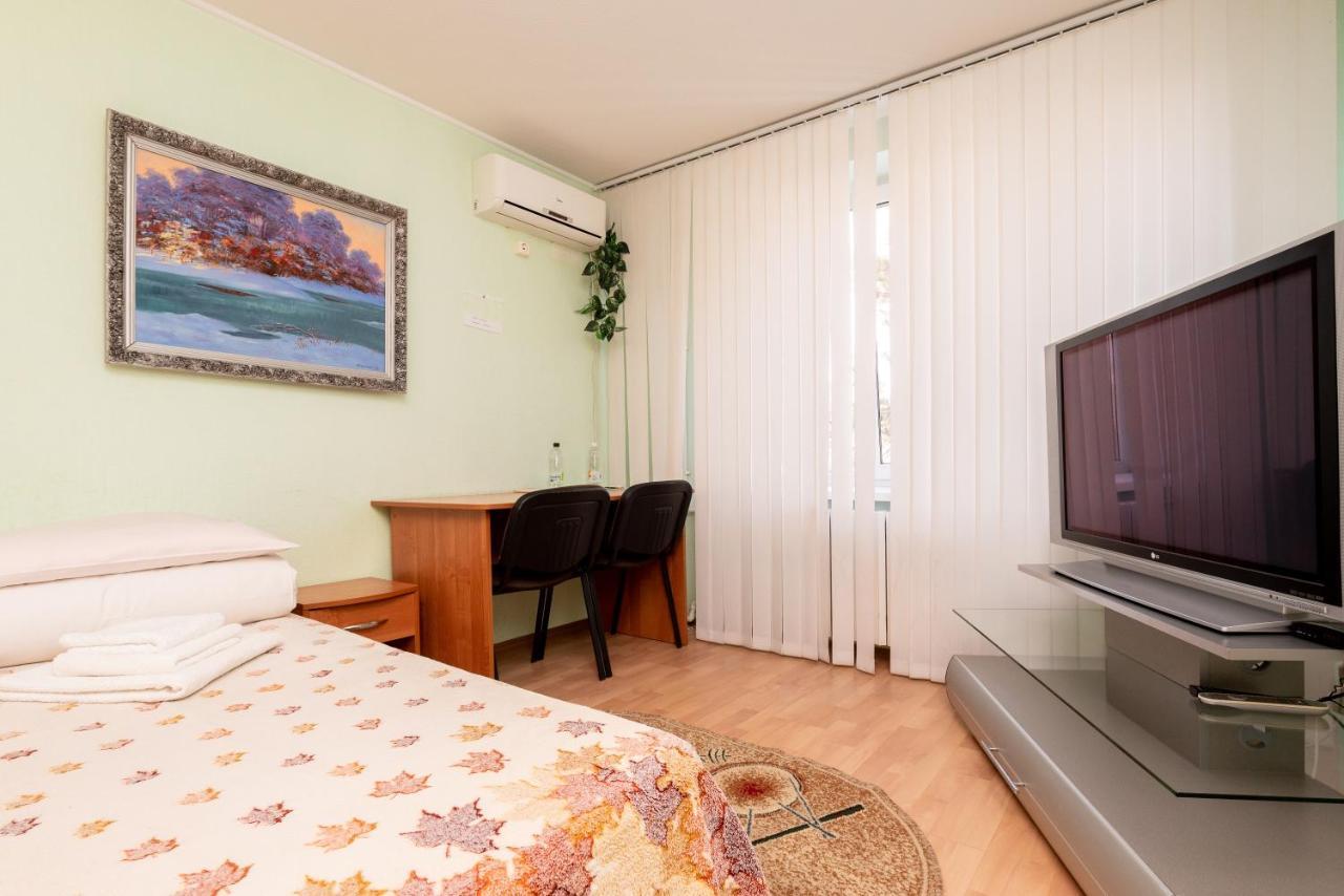 Elektromash Hotel Tiraspol Bagian luar foto