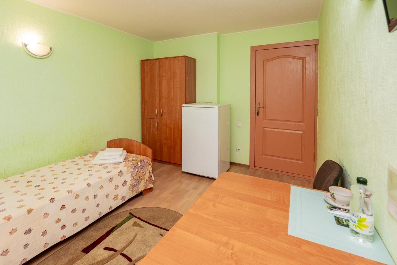 Elektromash Hotel Tiraspol Bagian luar foto