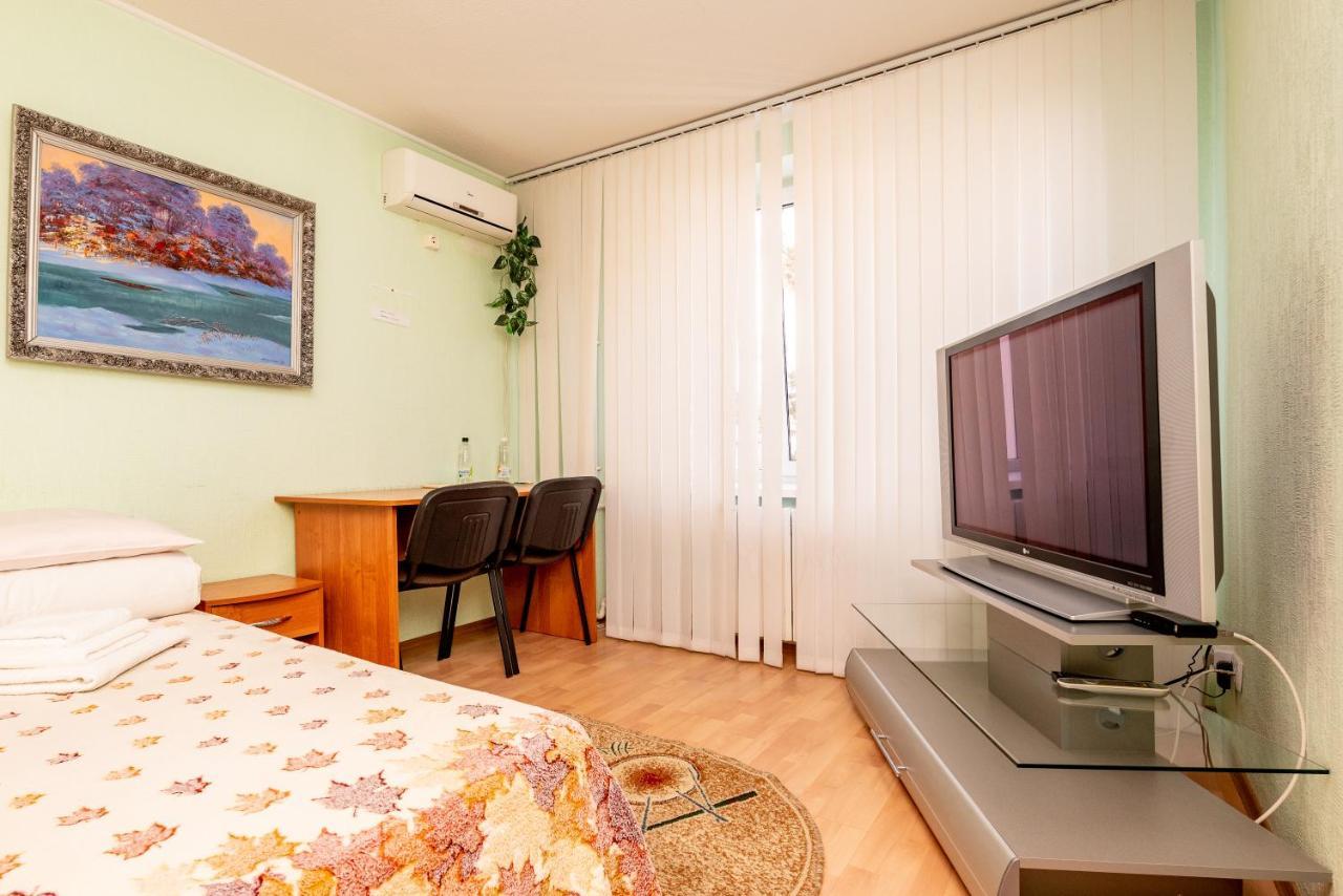 Elektromash Hotel Tiraspol Bagian luar foto