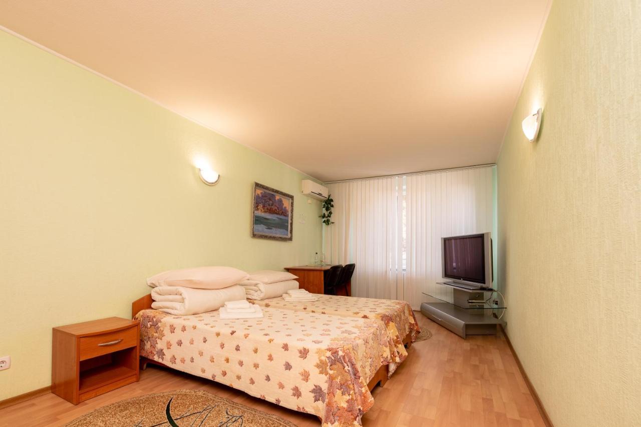 Elektromash Hotel Tiraspol Bagian luar foto