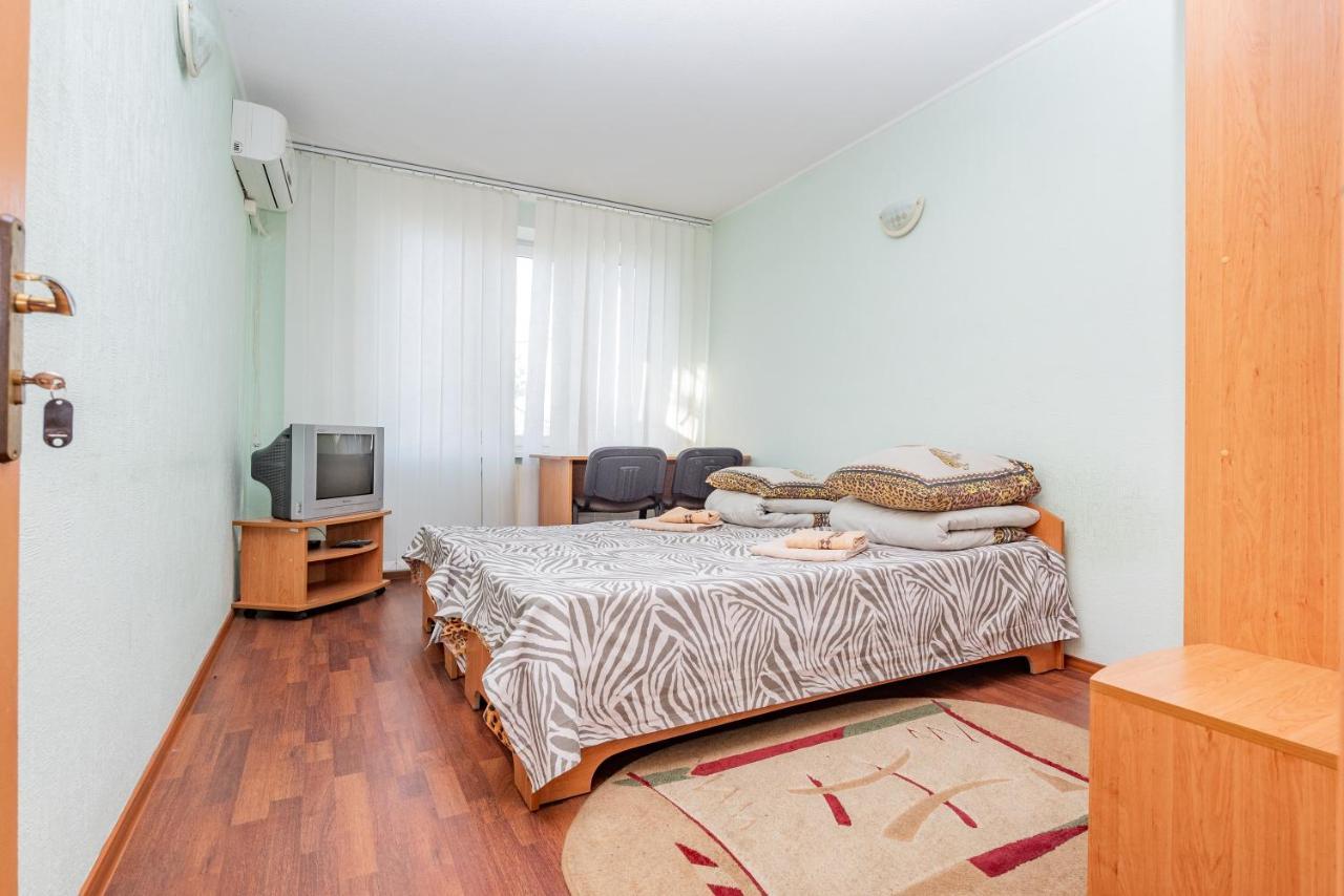 Elektromash Hotel Tiraspol Bagian luar foto