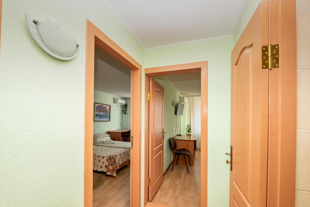 Elektromash Hotel Tiraspol Bagian luar foto
