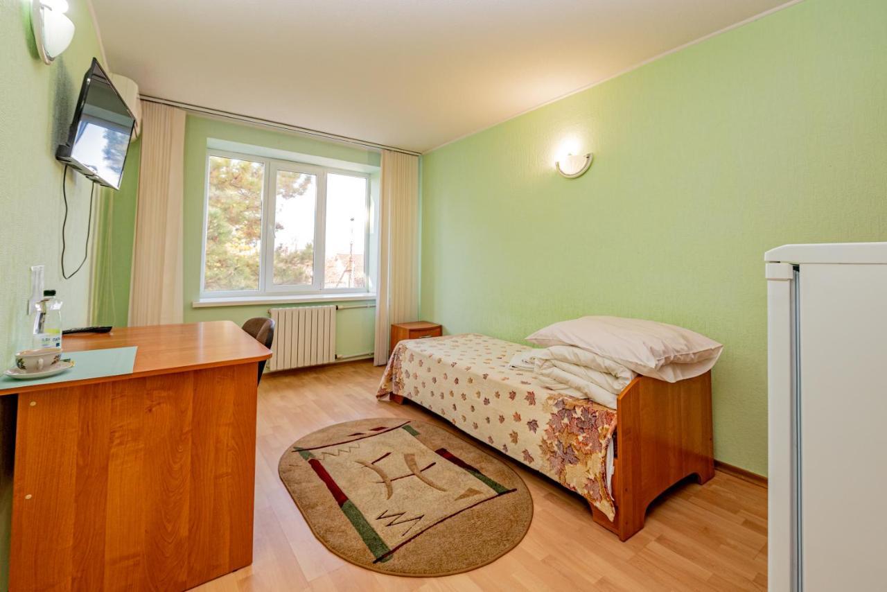 Elektromash Hotel Tiraspol Bagian luar foto